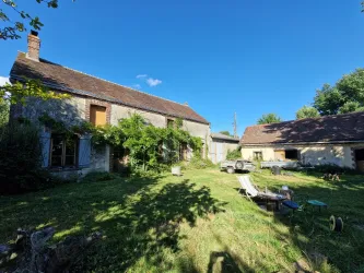 NOUVEAUTÉ maison à vendre  En bout de chemin sur 1,2 hectares