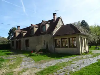 maison vendue à vendre  MAISON LA LOUPE - 5 pièce(s) - 147 m2